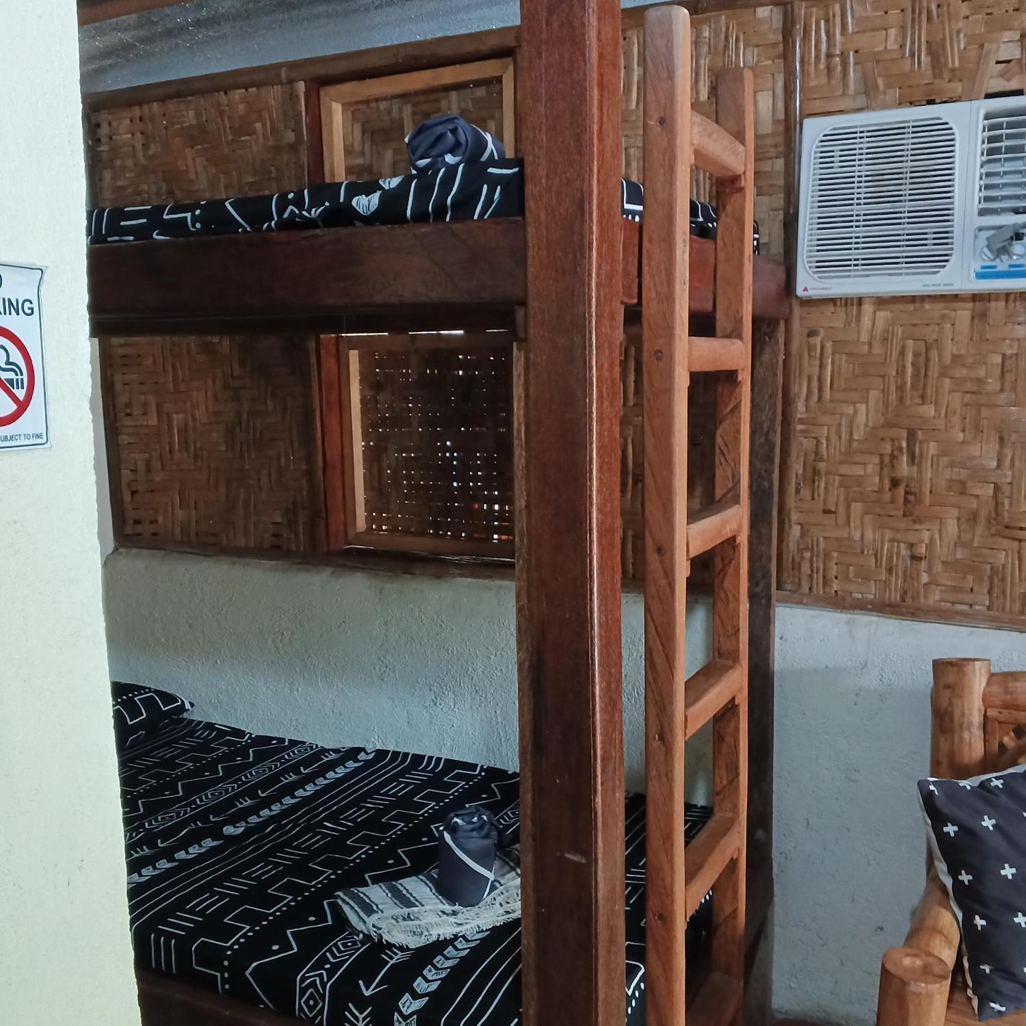 Hotel Two Crazy Monkeys Bakhawan Exterior foto